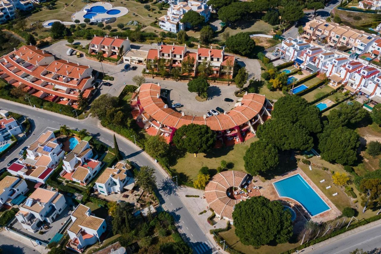 Gorgeous 2Bdr Apartment W/Patio & Pool By Lovelystay Vilamoura Kültér fotó